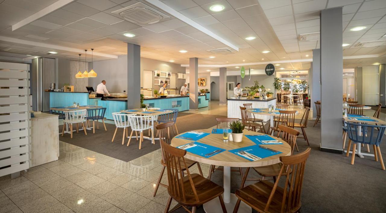 Sunny Baska Hotel By Valamar, Ex Corinthia מראה חיצוני תמונה