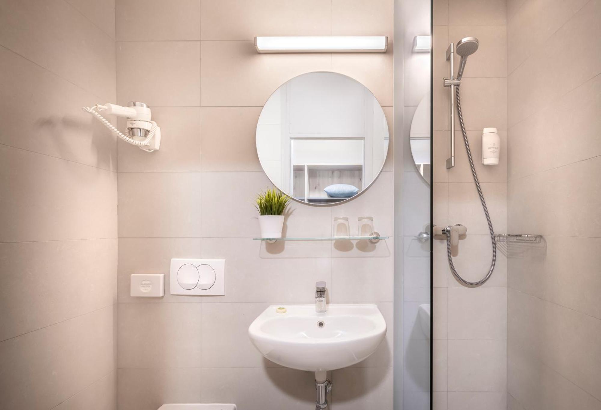 Sunny Baska Hotel By Valamar, Ex Corinthia חדר תמונה