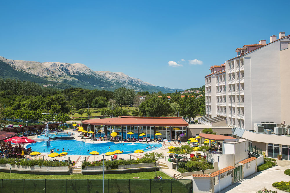 Sunny Baska Hotel By Valamar, Ex Corinthia מראה חיצוני תמונה