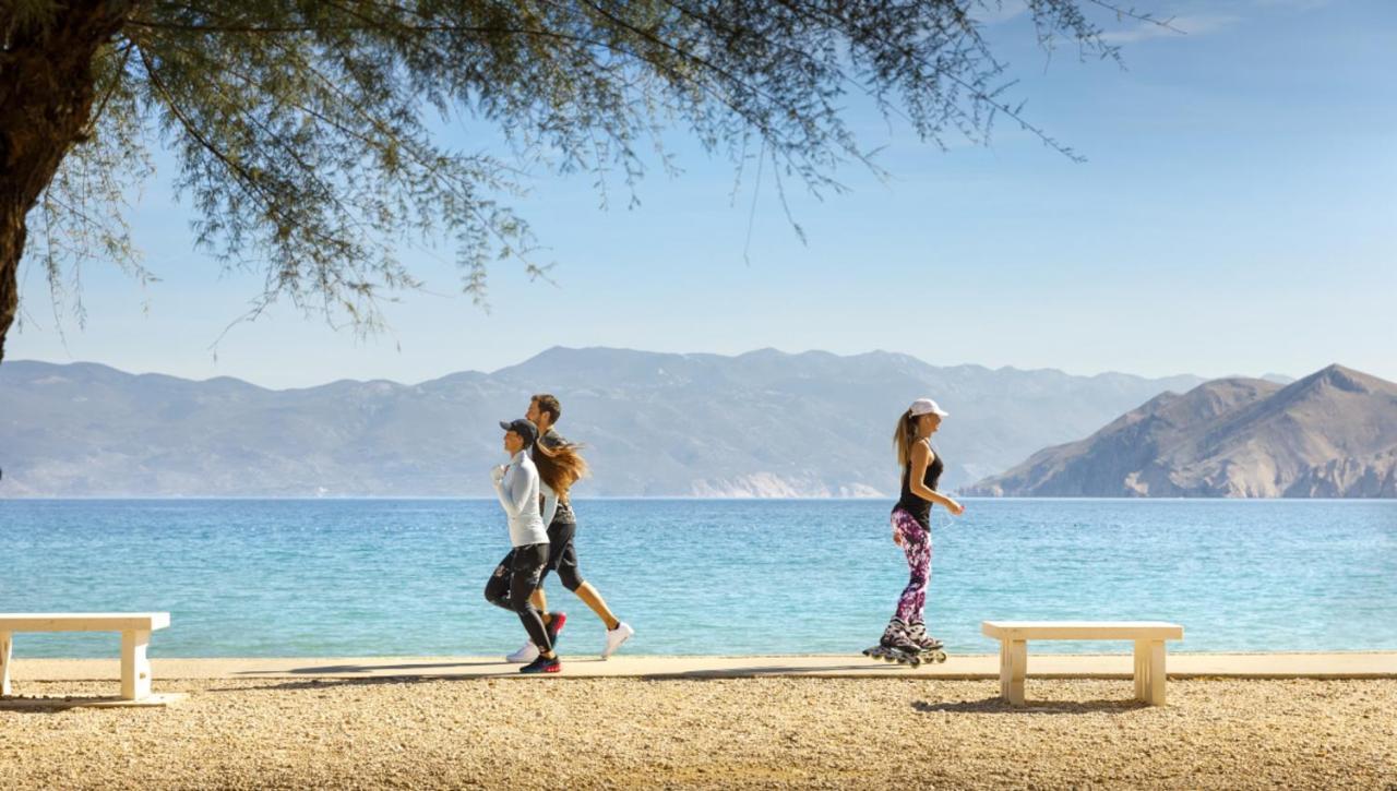 Sunny Baska Hotel By Valamar, Ex Corinthia מראה חיצוני תמונה